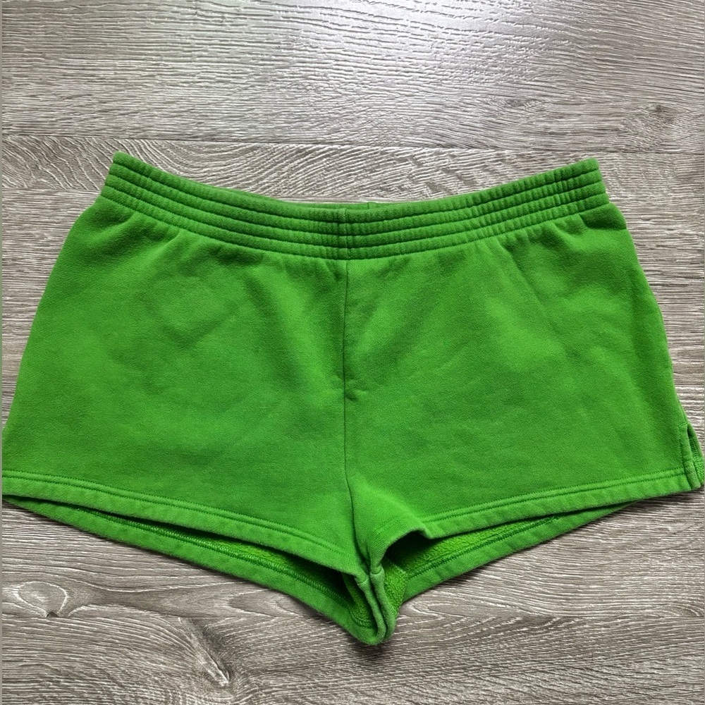 Aritzia TNA Green Shorts, Size Large